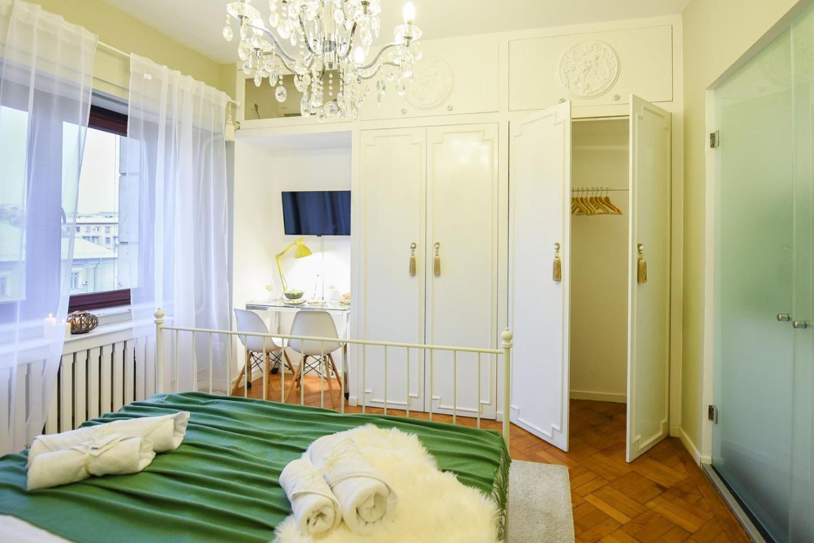 Cozy Studio Overlooking The Old Town Bucharest Exterior photo